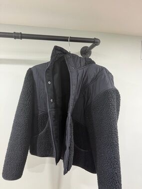 Cozy Black Sherpa Jacket Natural Reflections